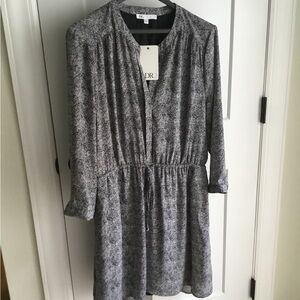 DR2 Black and Gray Long Sleeve Dress Size Large